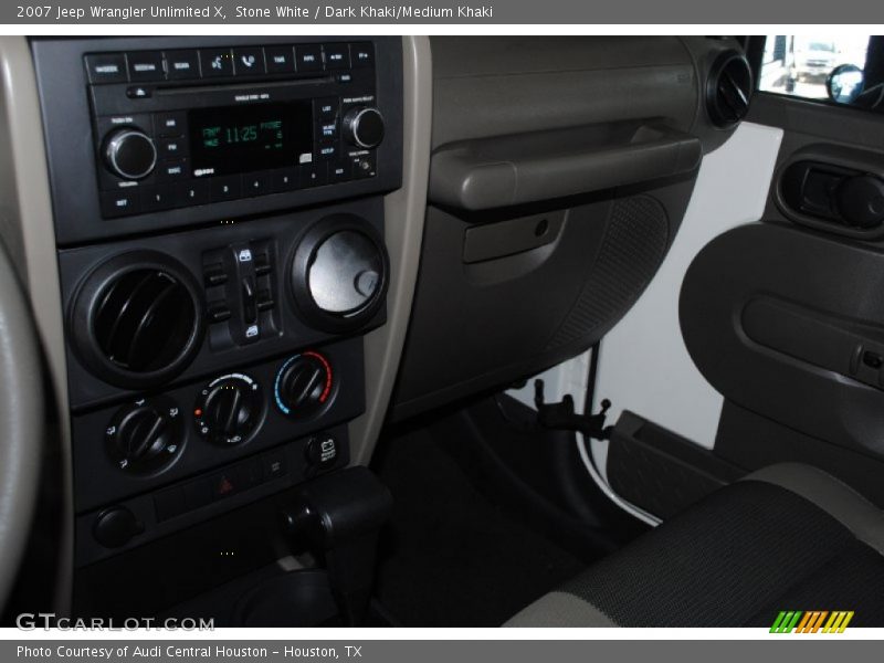 Stone White / Dark Khaki/Medium Khaki 2007 Jeep Wrangler Unlimited X