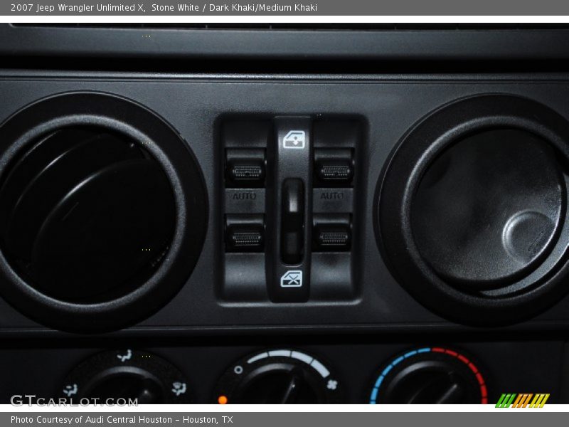 Stone White / Dark Khaki/Medium Khaki 2007 Jeep Wrangler Unlimited X