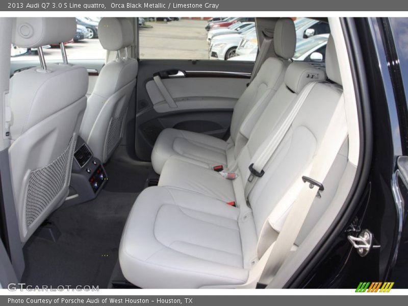 Rear Seat of 2013 Q7 3.0 S Line quattro