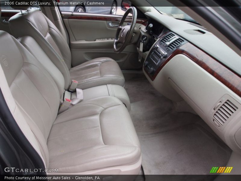 Titanium Metallic / Cashmere 2006 Cadillac DTS Luxury
