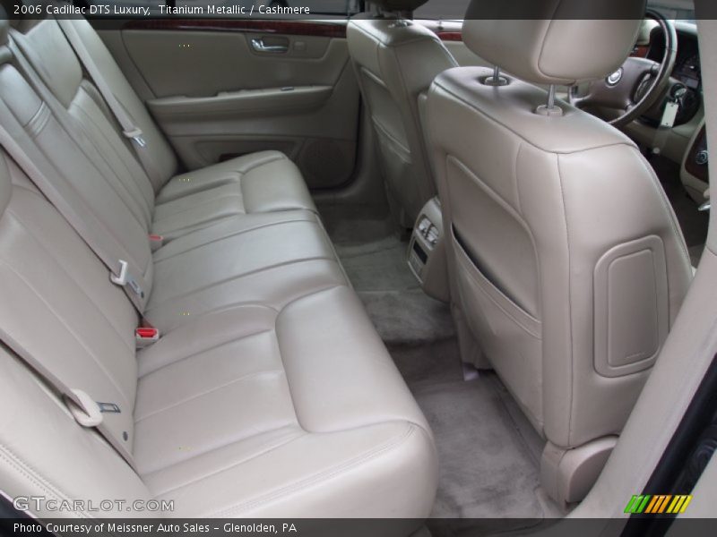Titanium Metallic / Cashmere 2006 Cadillac DTS Luxury