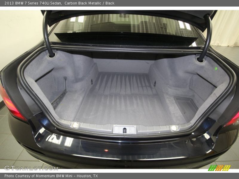  2013 7 Series 740Li Sedan Trunk