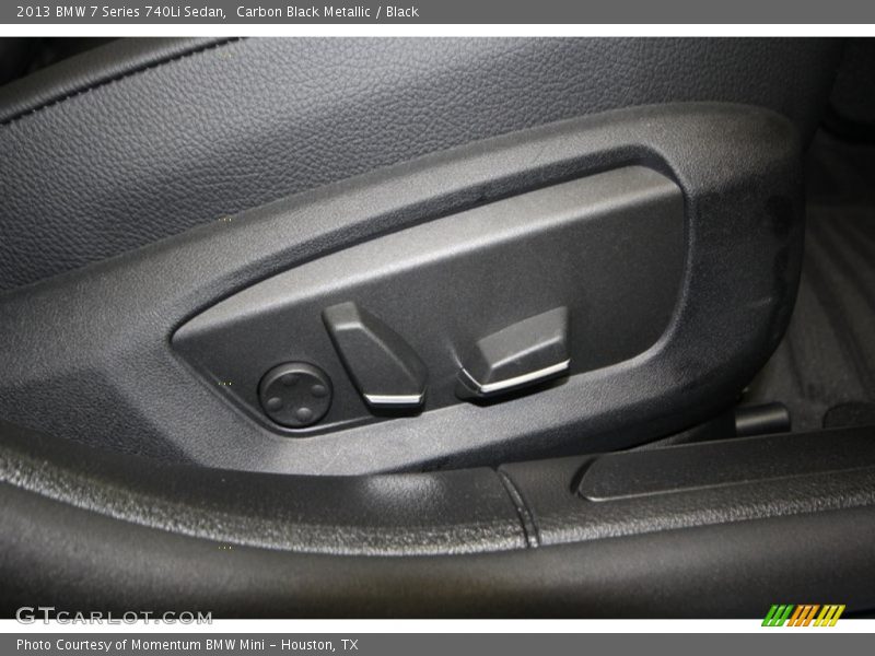 Front Seat of 2013 7 Series 740Li Sedan