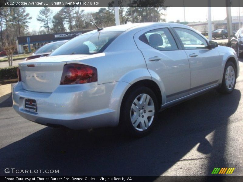 Bright Silver Metallic / Black 2012 Dodge Avenger SE