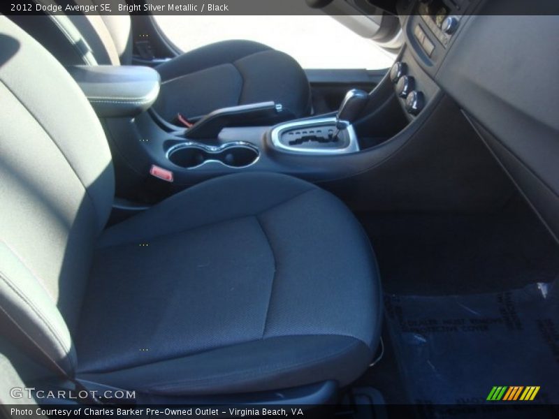 Bright Silver Metallic / Black 2012 Dodge Avenger SE