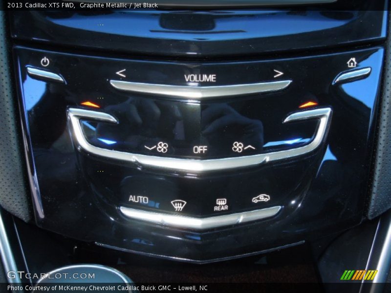 Graphite Metallic / Jet Black 2013 Cadillac XTS FWD