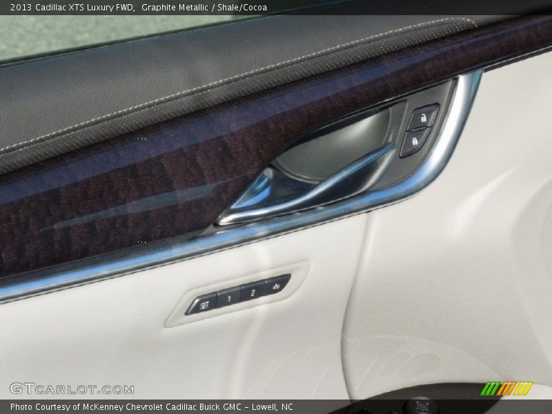Graphite Metallic / Shale/Cocoa 2013 Cadillac XTS Luxury FWD