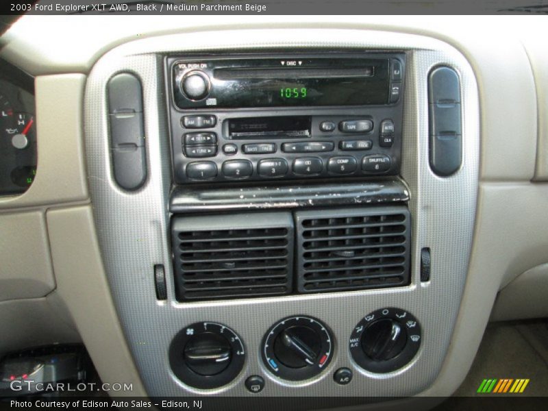Controls of 2003 Explorer XLT AWD
