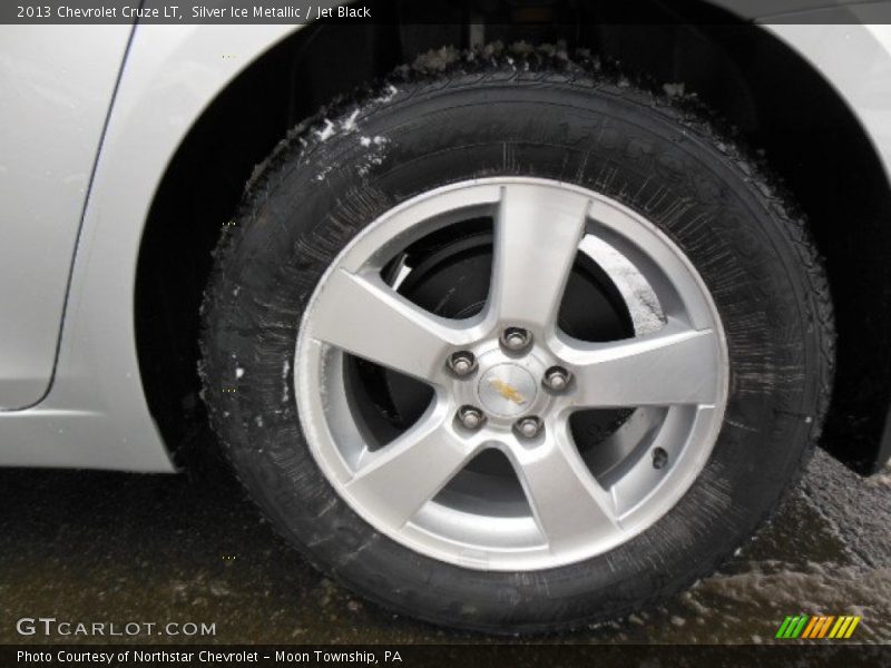 Silver Ice Metallic / Jet Black 2013 Chevrolet Cruze LT
