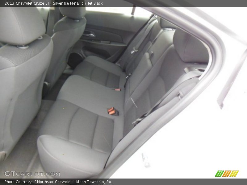 Silver Ice Metallic / Jet Black 2013 Chevrolet Cruze LT