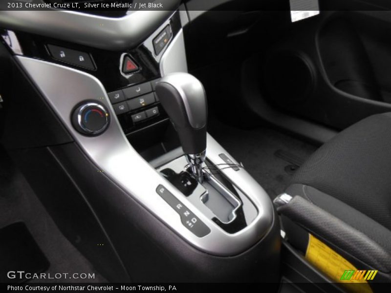 Silver Ice Metallic / Jet Black 2013 Chevrolet Cruze LT