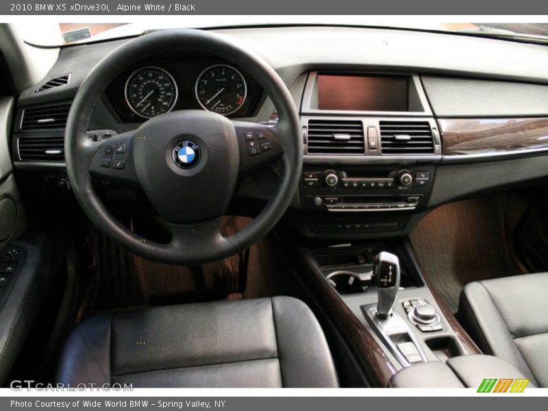 Alpine White / Black 2010 BMW X5 xDrive30i