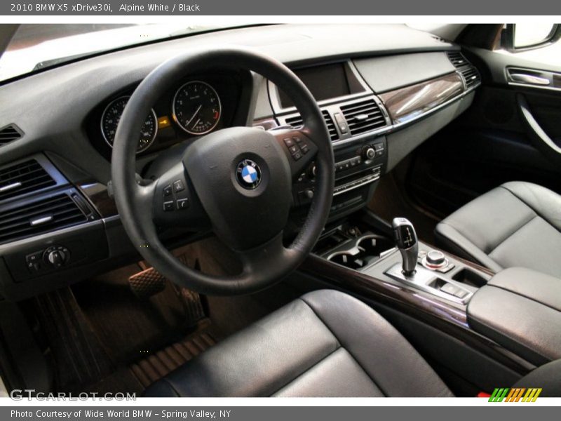 Alpine White / Black 2010 BMW X5 xDrive30i