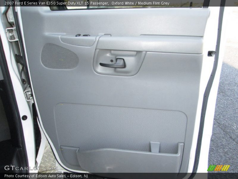 Oxford White / Medium Flint Grey 2007 Ford E Series Van E350 Super Duty XLT 15 Passenger