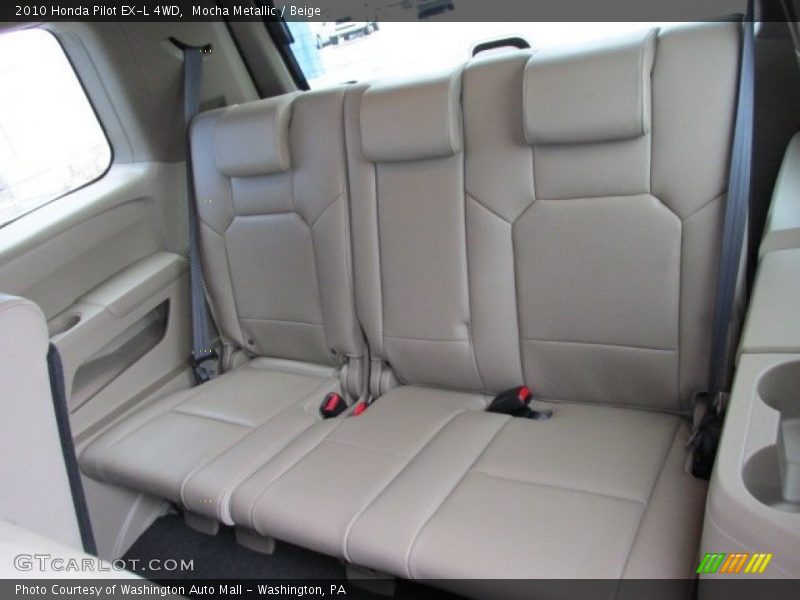 Rear Seat of 2010 Pilot EX-L 4WD