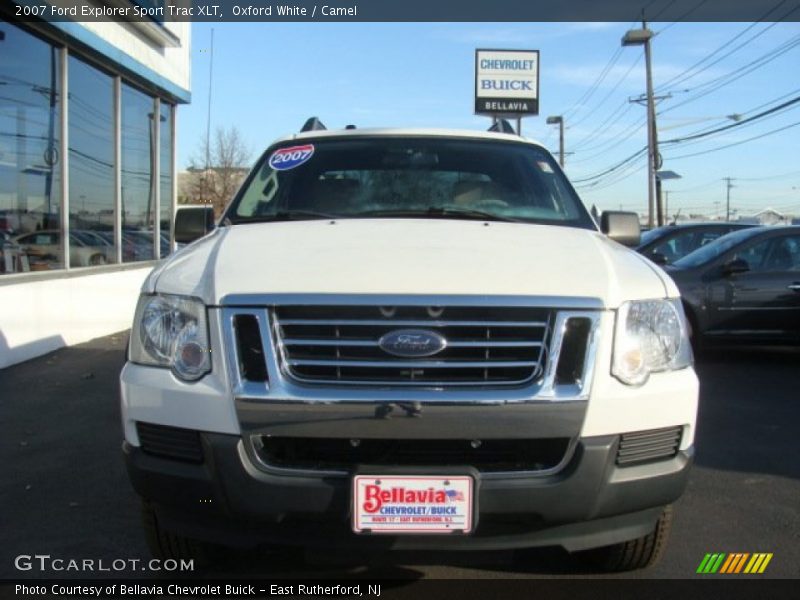 Oxford White / Camel 2007 Ford Explorer Sport Trac XLT