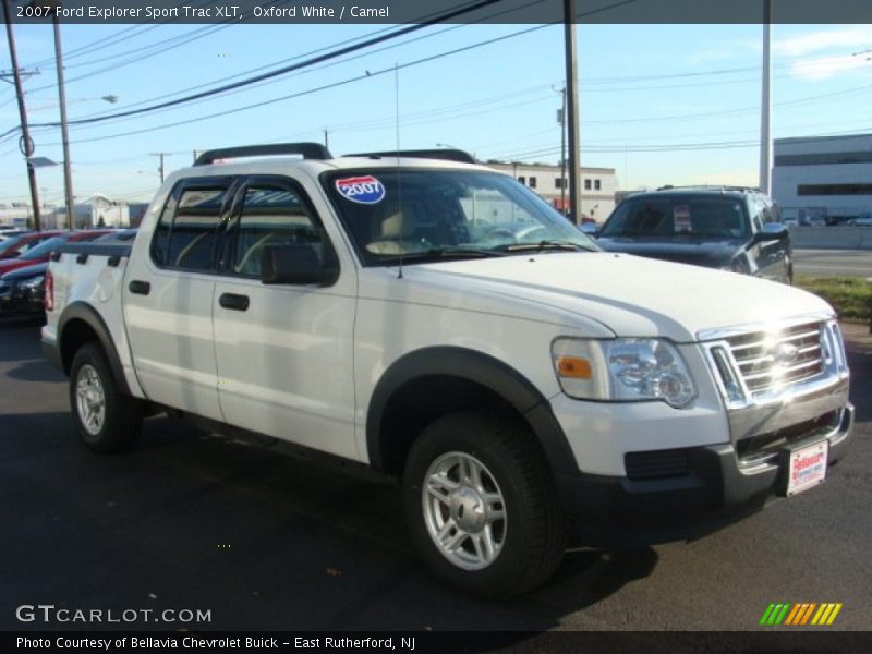 Oxford White / Camel 2007 Ford Explorer Sport Trac XLT