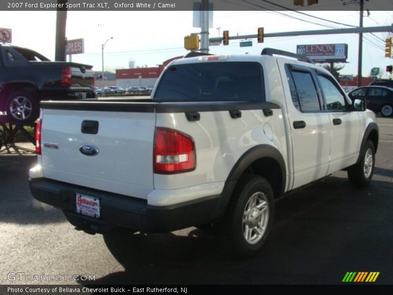 Oxford White / Camel 2007 Ford Explorer Sport Trac XLT