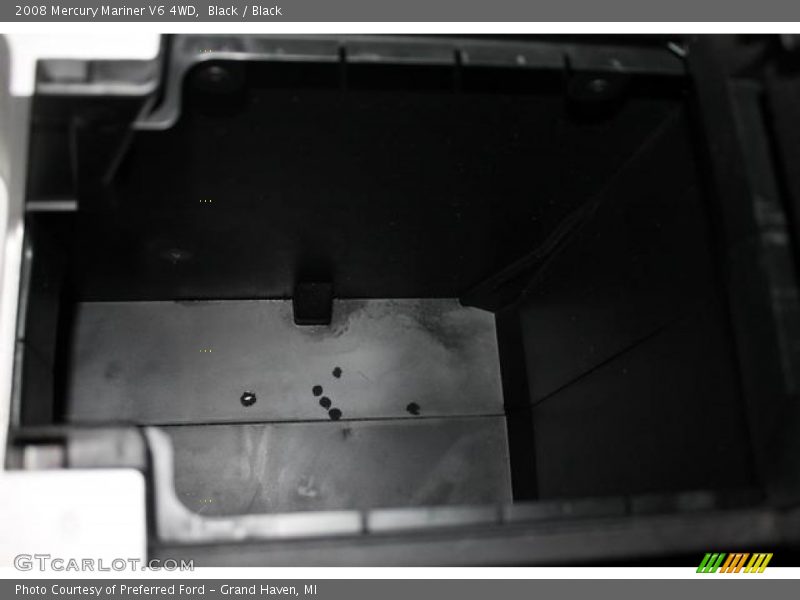 Black / Black 2008 Mercury Mariner V6 4WD