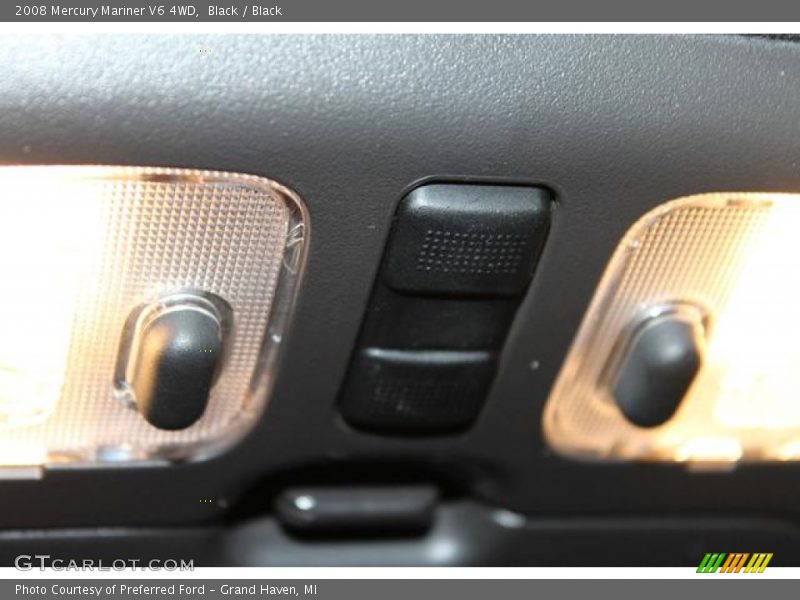 Black / Black 2008 Mercury Mariner V6 4WD
