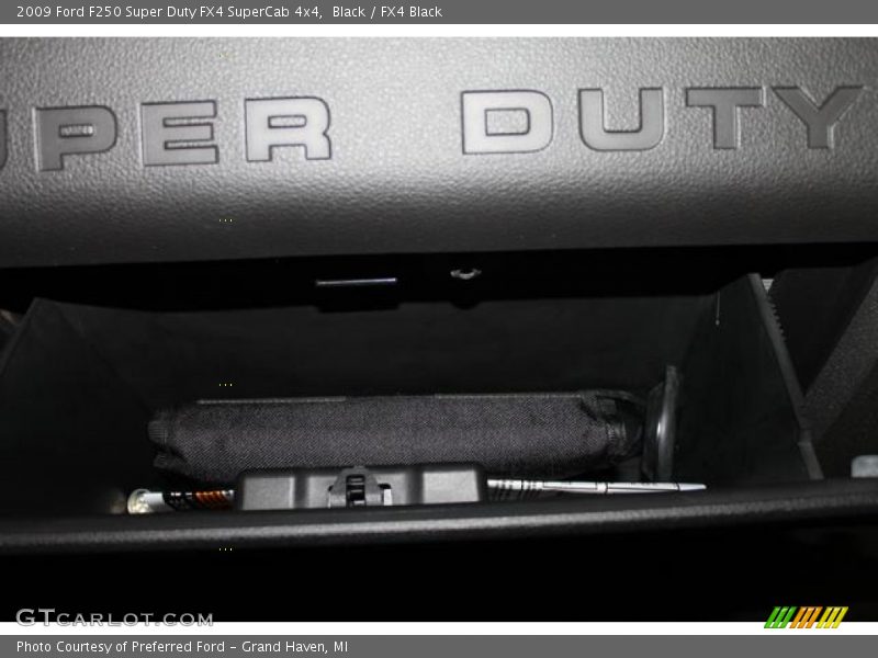 Black / FX4 Black 2009 Ford F250 Super Duty FX4 SuperCab 4x4