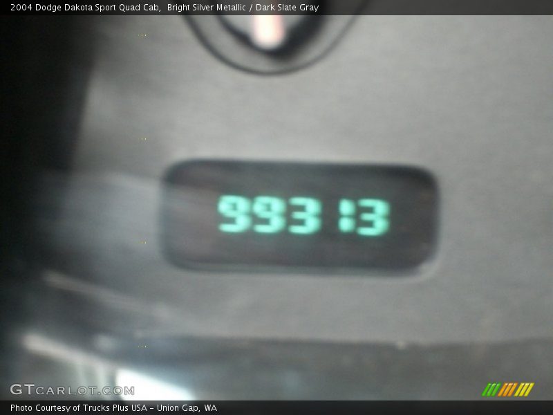 Bright Silver Metallic / Dark Slate Gray 2004 Dodge Dakota Sport Quad Cab