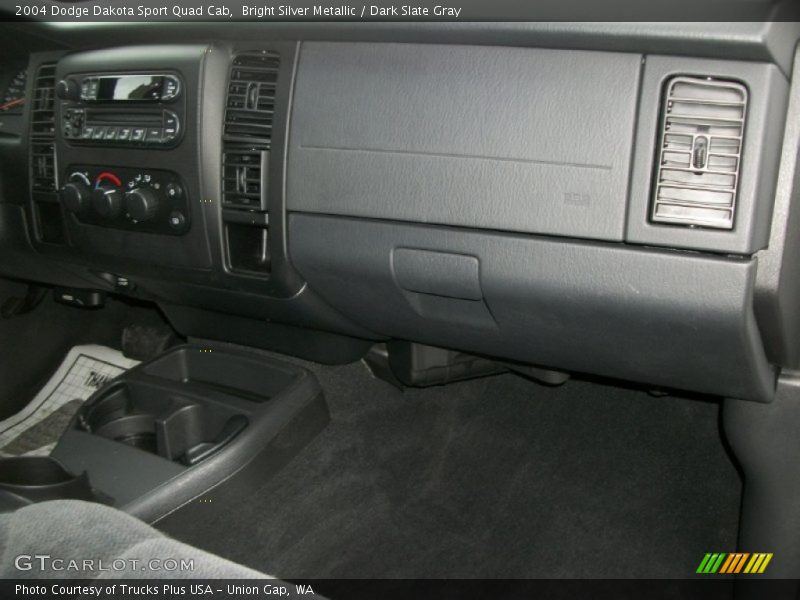 Bright Silver Metallic / Dark Slate Gray 2004 Dodge Dakota Sport Quad Cab