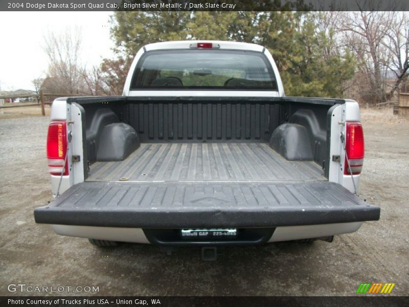 Bright Silver Metallic / Dark Slate Gray 2004 Dodge Dakota Sport Quad Cab