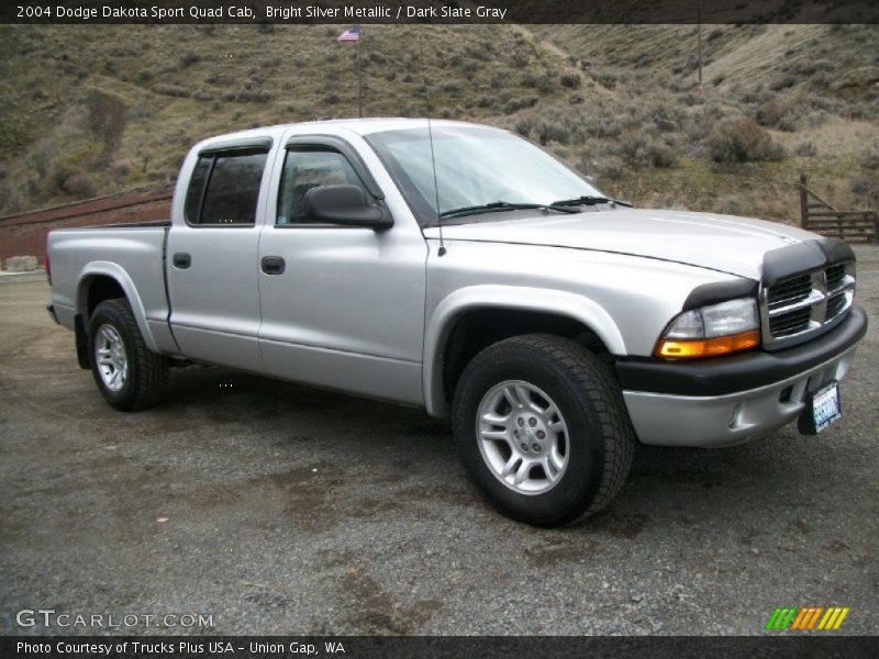 Bright Silver Metallic / Dark Slate Gray 2004 Dodge Dakota Sport Quad Cab