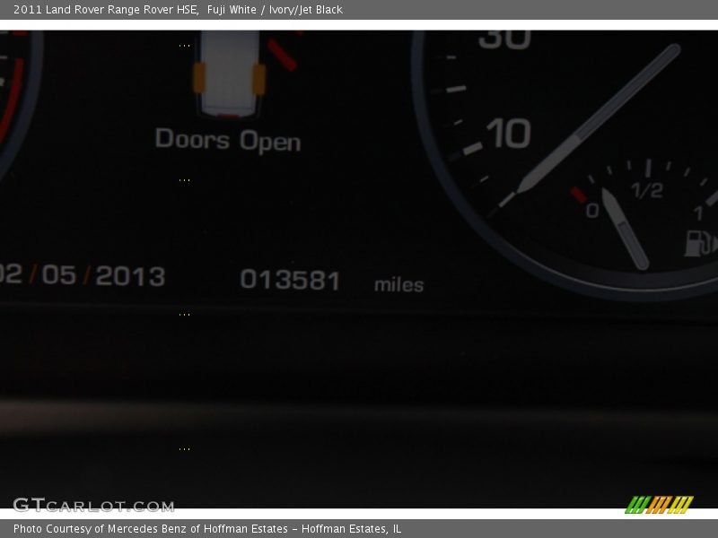 Fuji White / Ivory/Jet Black 2011 Land Rover Range Rover HSE
