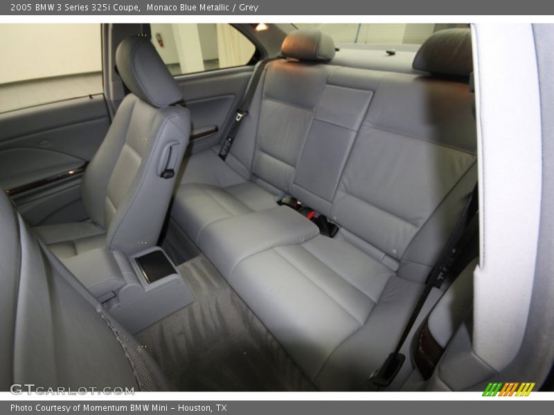 Rear Seat of 2005 3 Series 325i Coupe