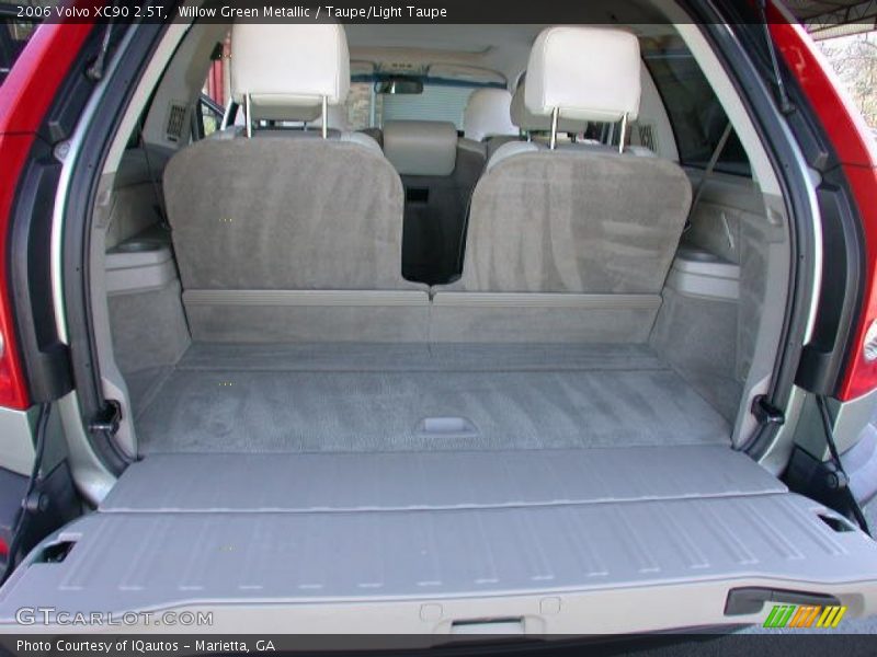  2006 XC90 2.5T Trunk