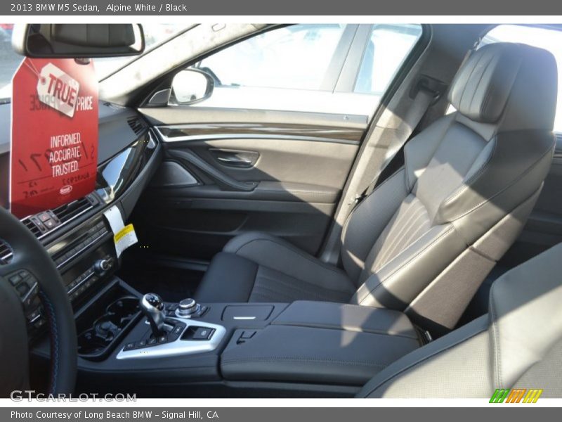 Alpine White / Black 2013 BMW M5 Sedan