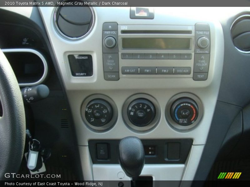 Magnetic Gray Metallic / Dark Charcoal 2010 Toyota Matrix S AWD