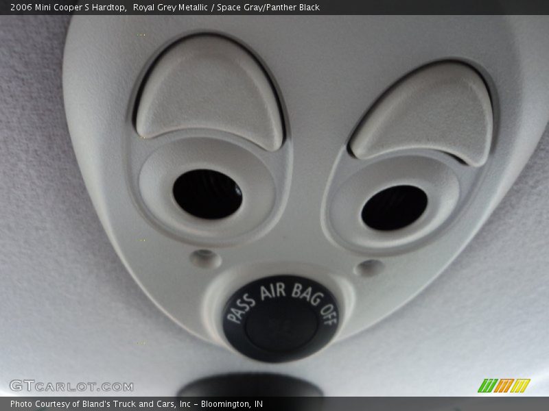 Royal Grey Metallic / Space Gray/Panther Black 2006 Mini Cooper S Hardtop