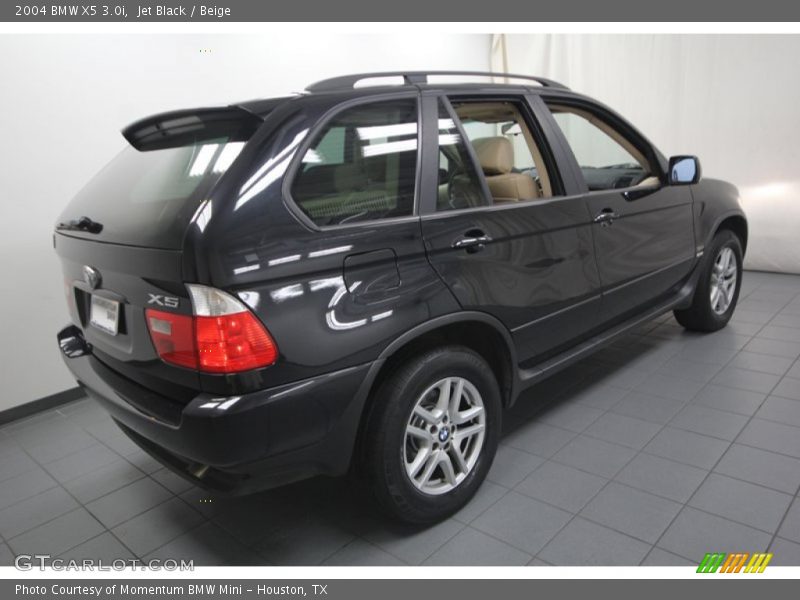 Jet Black / Beige 2004 BMW X5 3.0i