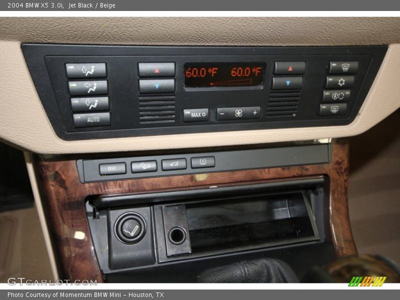 Controls of 2004 X5 3.0i