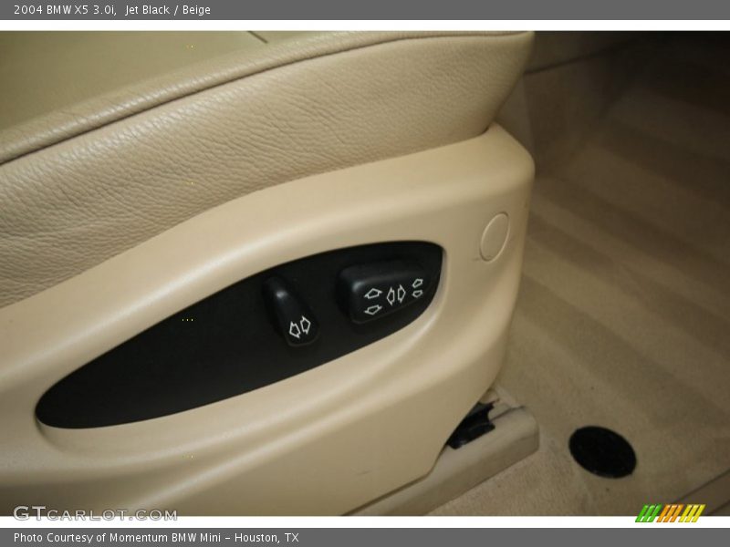 Jet Black / Beige 2004 BMW X5 3.0i