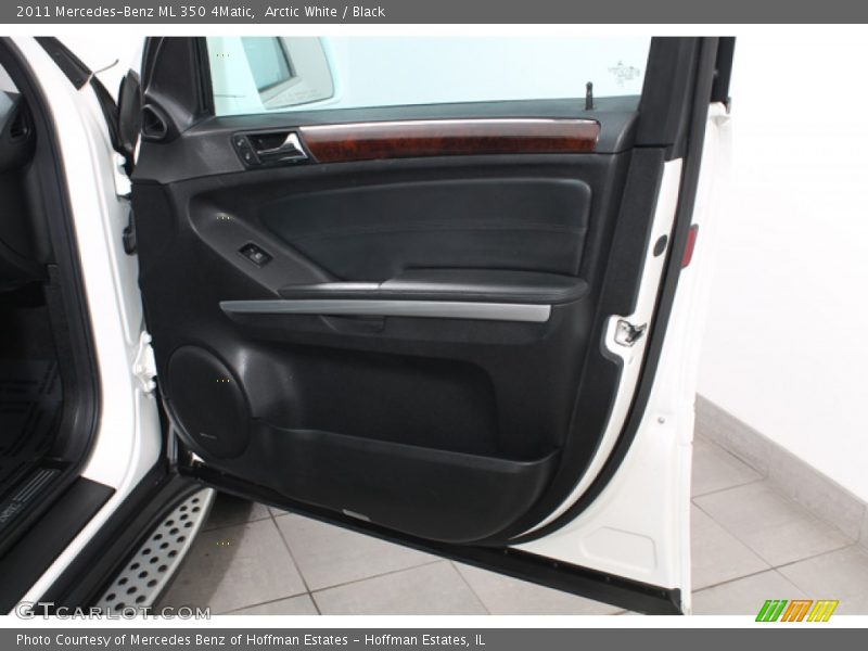 Arctic White / Black 2011 Mercedes-Benz ML 350 4Matic