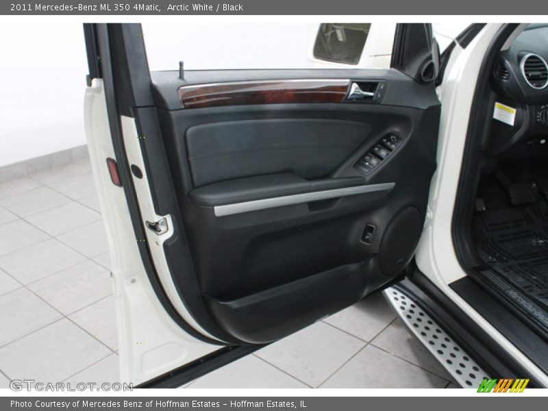Arctic White / Black 2011 Mercedes-Benz ML 350 4Matic
