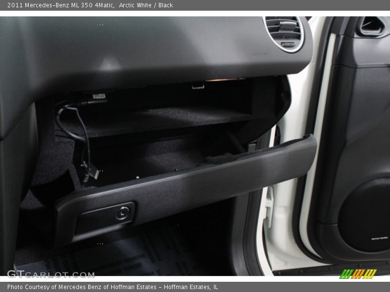 Arctic White / Black 2011 Mercedes-Benz ML 350 4Matic