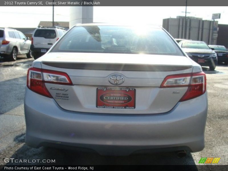 Classic Silver Metallic / Black/Ash 2012 Toyota Camry SE