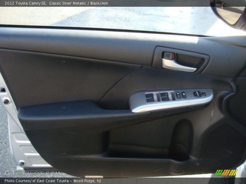 Classic Silver Metallic / Black/Ash 2012 Toyota Camry SE