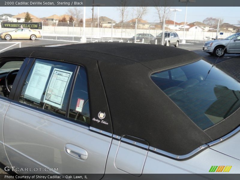 Sterling / Black 2000 Cadillac DeVille Sedan
