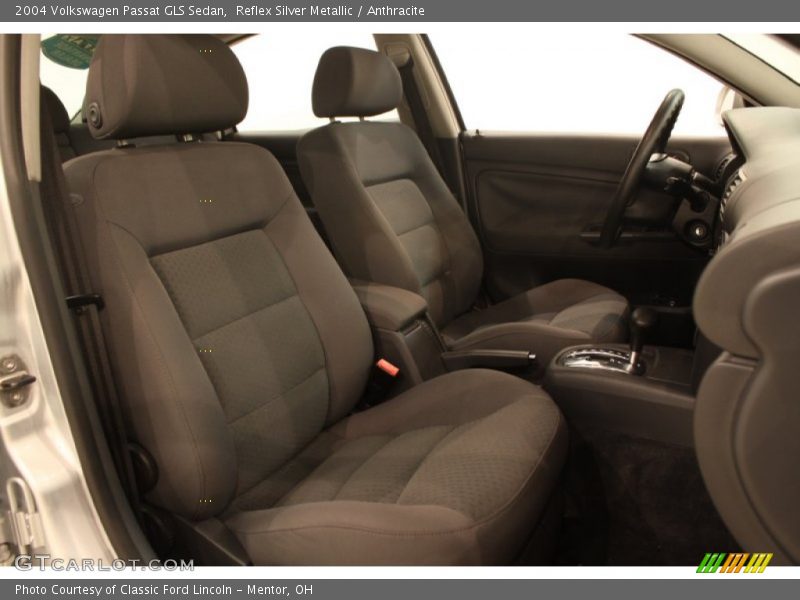 Reflex Silver Metallic / Anthracite 2004 Volkswagen Passat GLS Sedan