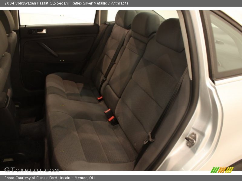 Reflex Silver Metallic / Anthracite 2004 Volkswagen Passat GLS Sedan