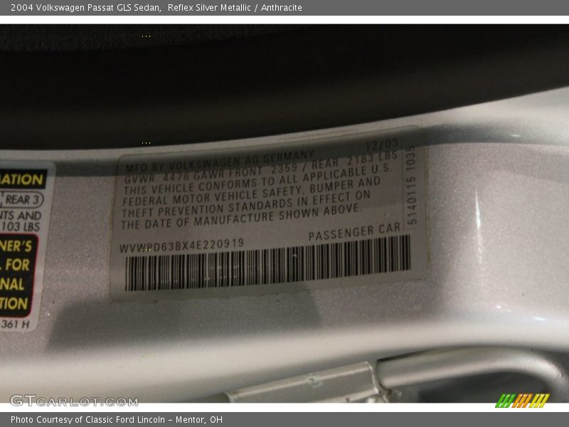 Reflex Silver Metallic / Anthracite 2004 Volkswagen Passat GLS Sedan