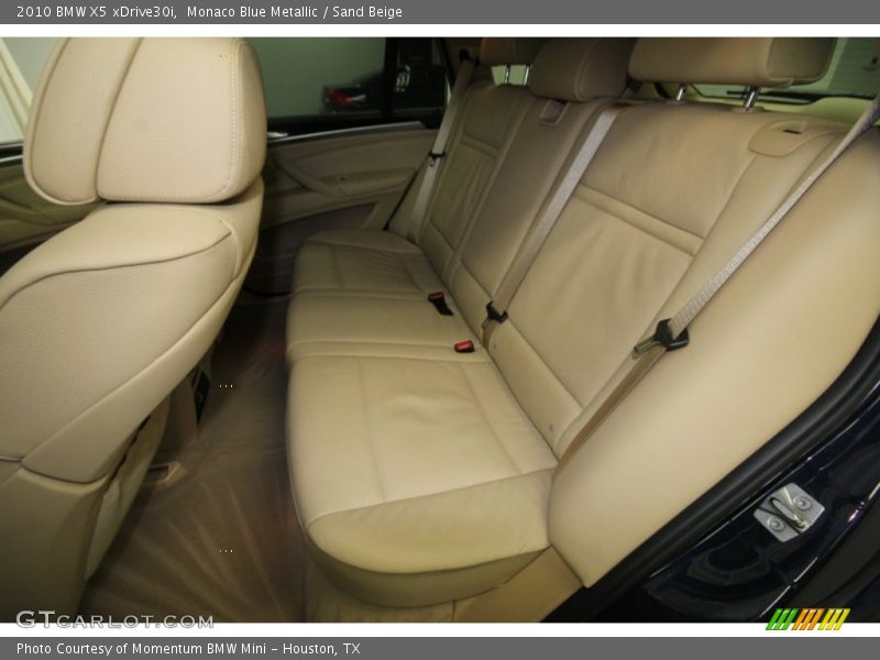 Rear Seat of 2010 X5 xDrive30i