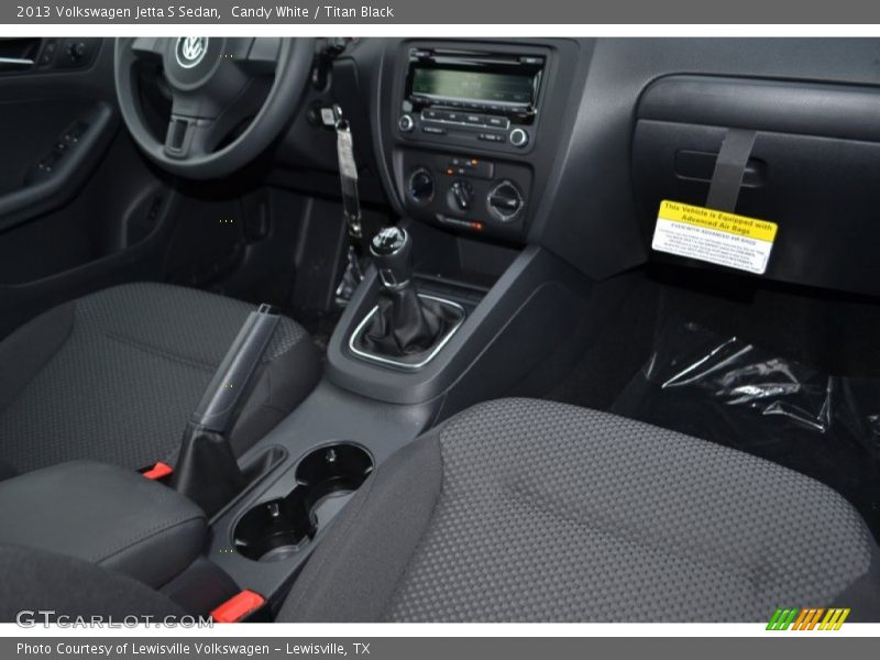 Candy White / Titan Black 2013 Volkswagen Jetta S Sedan