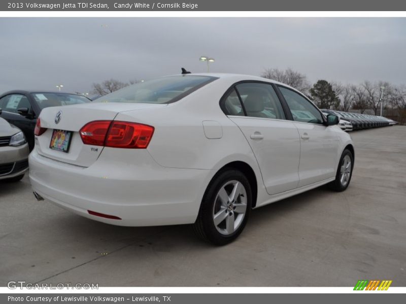 Candy White / Cornsilk Beige 2013 Volkswagen Jetta TDI Sedan